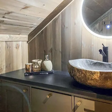 Awesome In With Wifi Holiday home